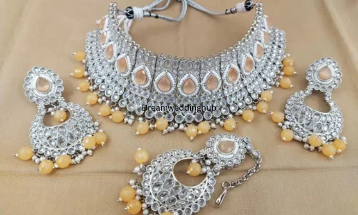 Shri Mouneshwar Jewellers